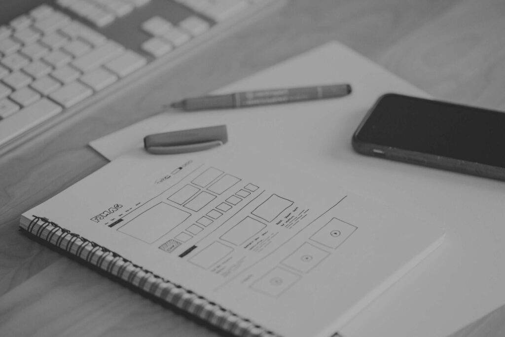 Móvil cuaderno - Ciber Networld - Diseño y desarrollo web y marketing online en Vitoria-Gasteiz